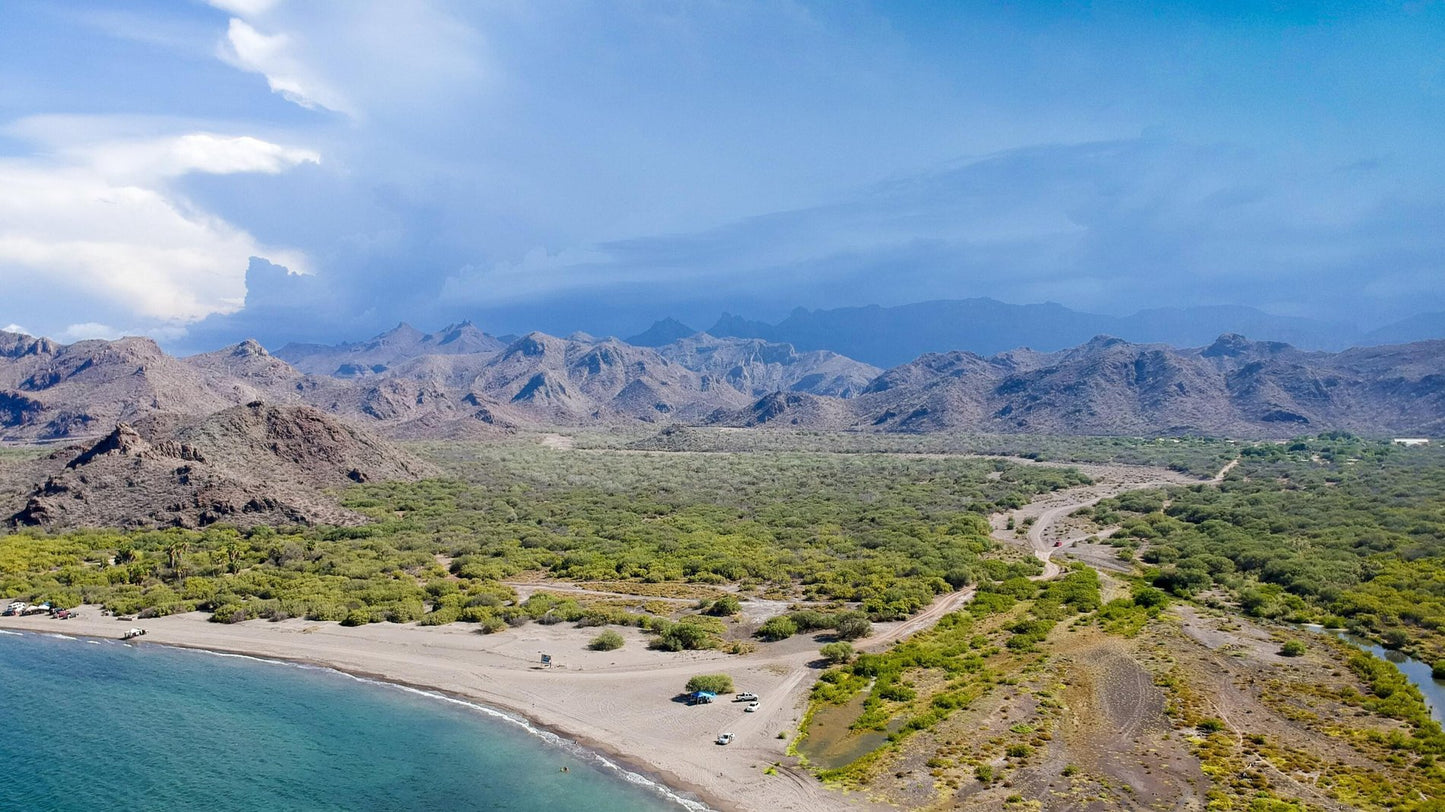 Parcela Para Desarrolladores Frente Al Mar Planificada Según Un Plan Maestro De 1,850 Acres