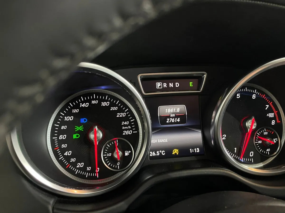 Mercedes Benz G500 4X4 Squared