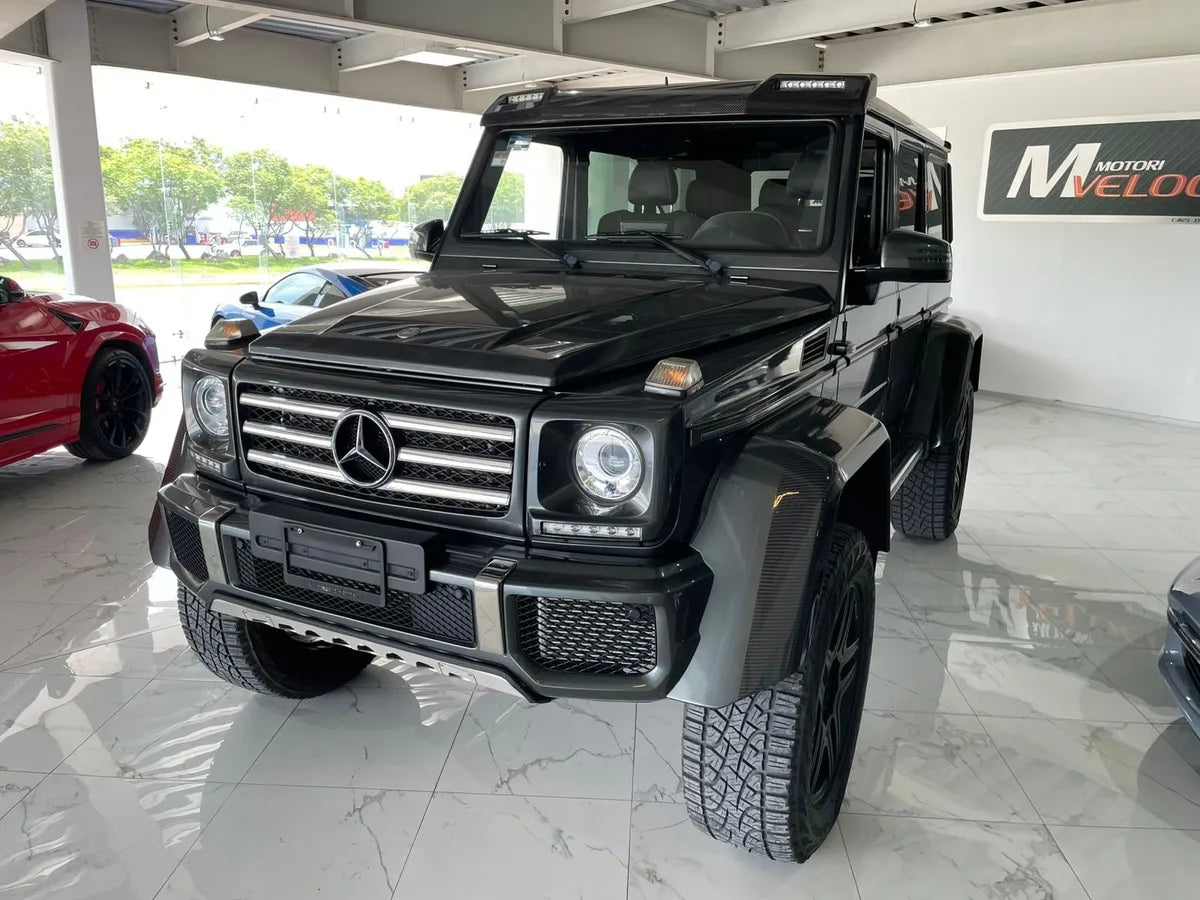 Mercedes Benz G500 4X4 Squared